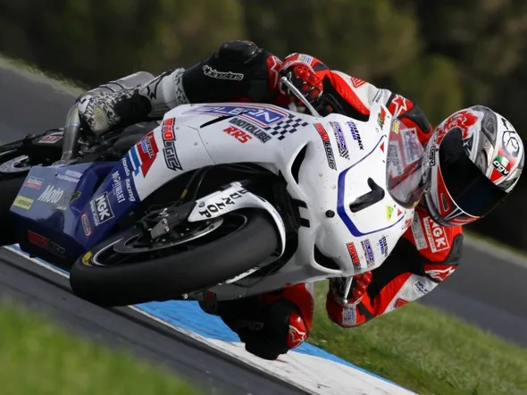 glenn allerton asbk phillip island action
