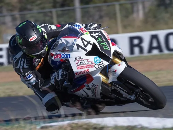 glenn allerton pole asbk queensland raceway