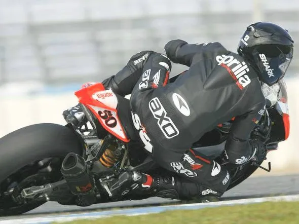 guintoli test aprilia jerez 2012