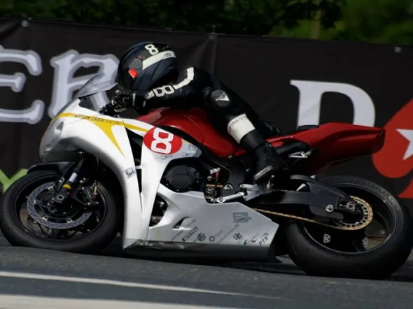 guy martin tt stock 2010