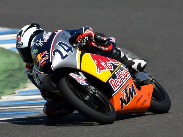 harry stafford rookies cup action jerez
