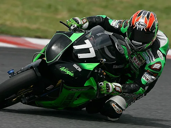 hitoyasu izutsu trick star racing jsb1000