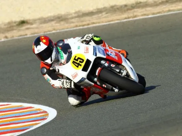 idm moto2 iamt rp2 test almeria 2013