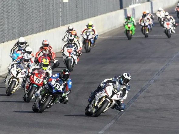 idm superbike 2013 start lausitz