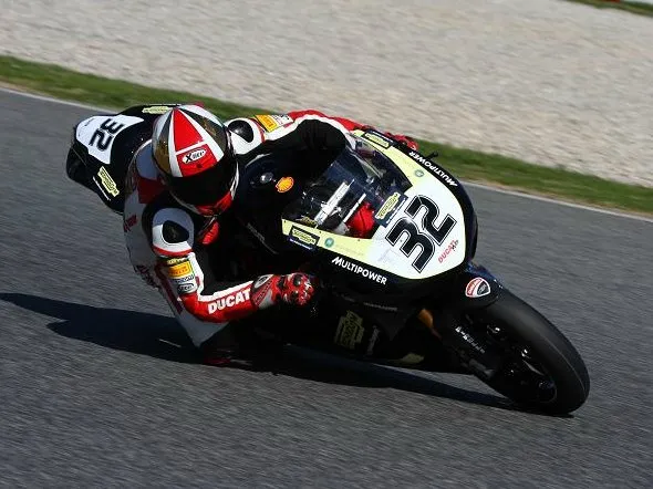 idm superbike dario giuseppetti hertrampf ducati