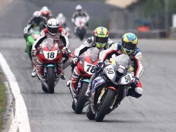 idm superbike post zolder