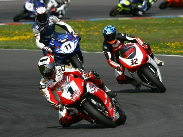 idm superbike start lausitzring 2008