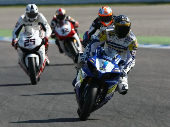 idm superbike teuchert veneman smrz