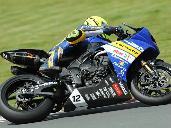 idm superbike yamaha motor deutschland r1