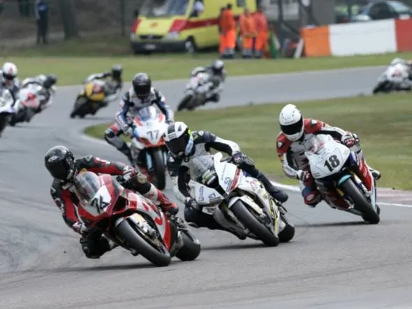 idm superbike zolder 2014 race2 2
