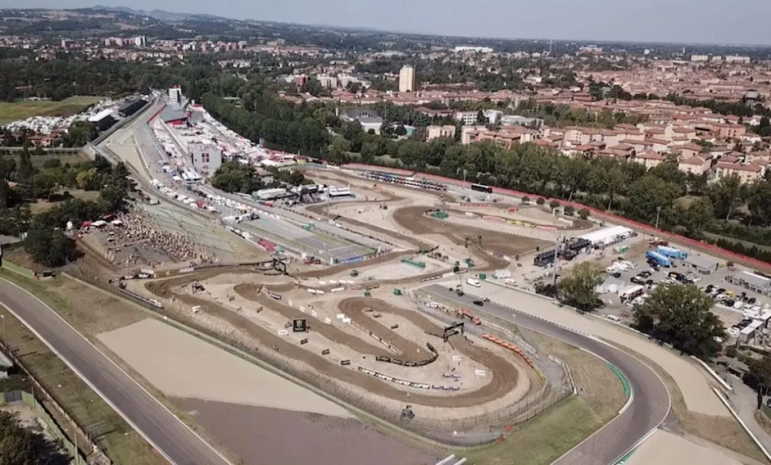 imola paddock e1612977344628