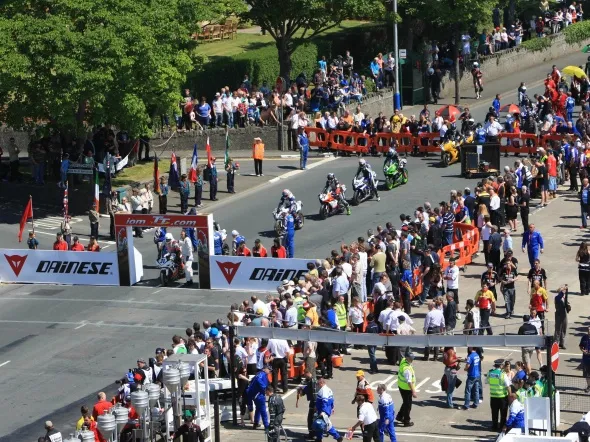 iom tt start superbike 2008