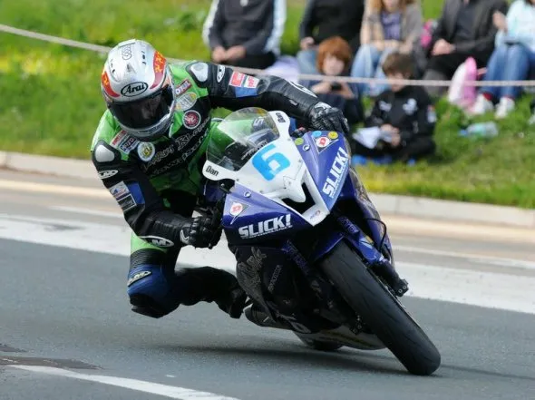 iomtt supersport race2 2