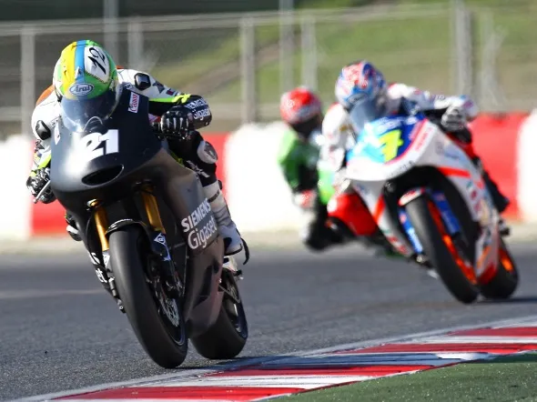 javier fores daniel rivas moto2