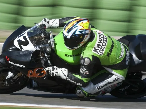 javier fores kawasaki cev test valencia