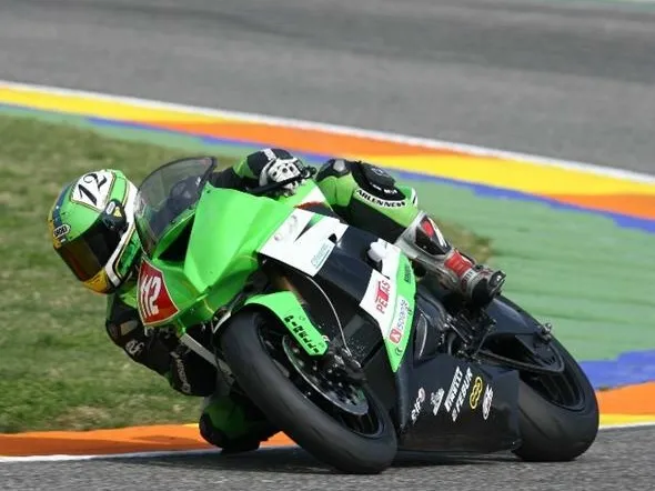 javier fores valencia superstock1000 2009