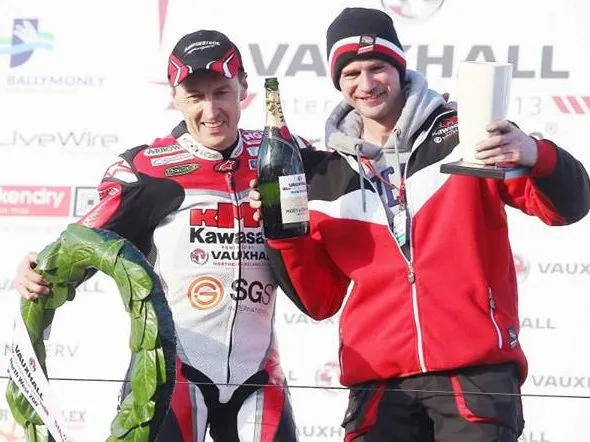 jeremy mcwilliams supertwins nw200 2013 2