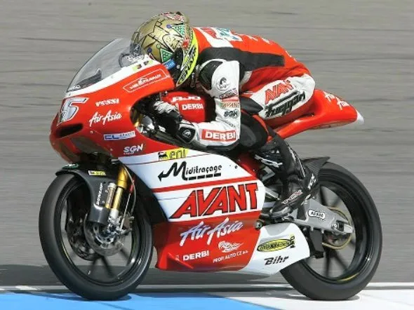 johann zarco warmup 125 brno 2011 2