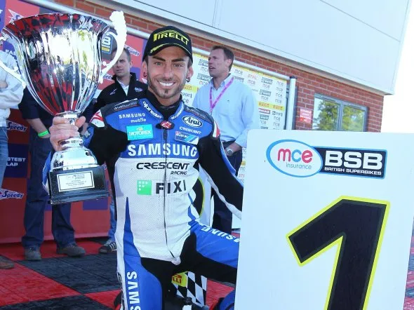 john hopkines win oulton park 2