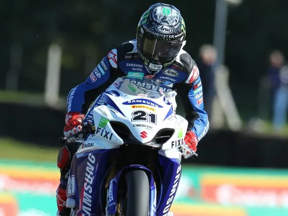 john hopkins race2 win oultonpark