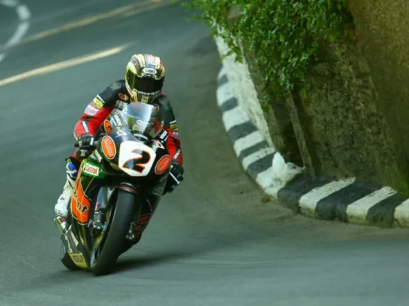 john mcguinness tt practice 1