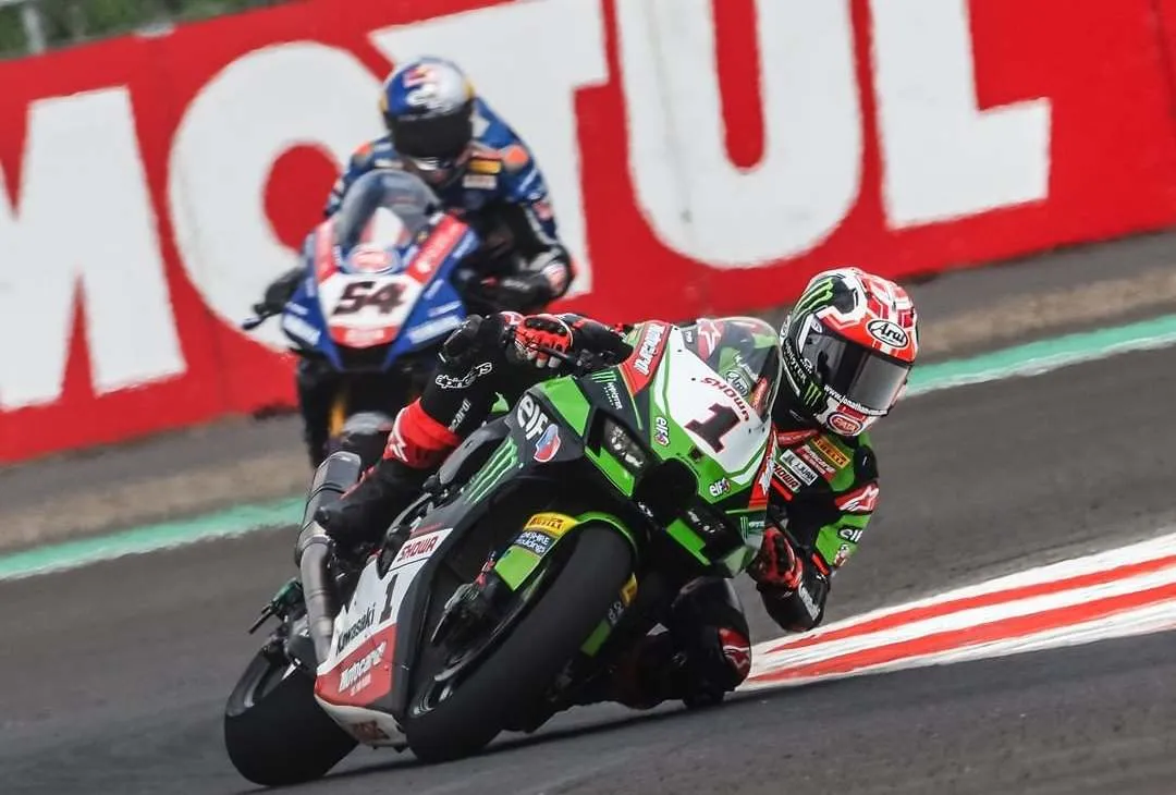 jonathan rea e toprak razgatlioglu 1