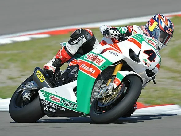 jonathan rea portimao prove1 2011