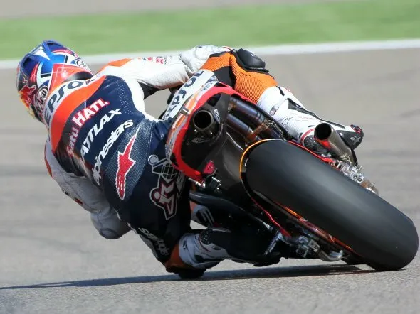 jonathan rea race aragon 2012