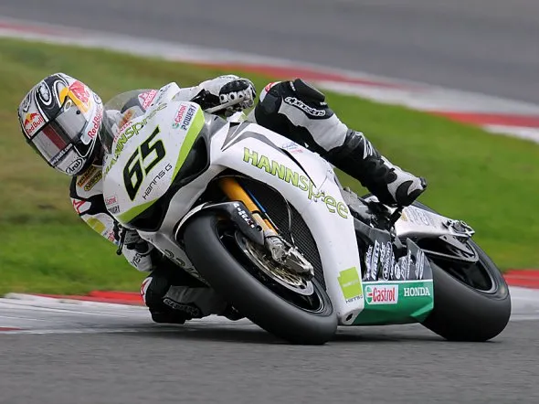 jonathan rea silverstone race2