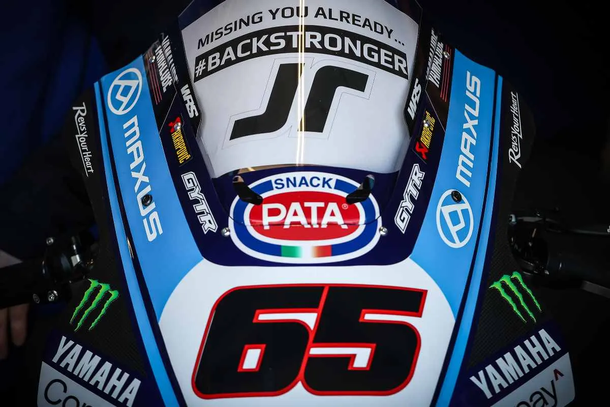 jonathan rea yamaha