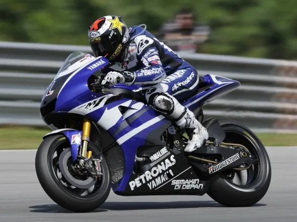jorge lorenzo review sepangtest 2011