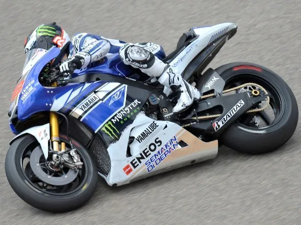 jorge lorenzo sachsenring prove1 2013