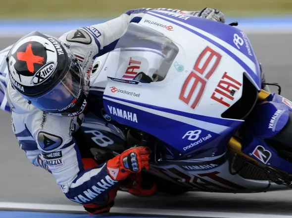 jorge lorenzo yamaha assen