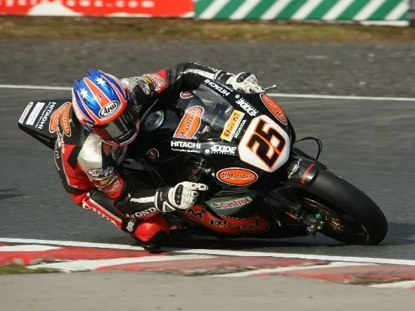 josh brookes oulton park 2009
