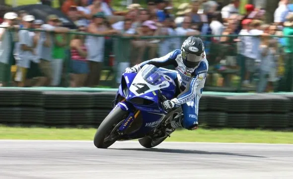 josh hayes yamaha r1