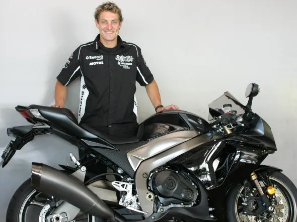 joshua brookes sign relentless suzuki by tas
