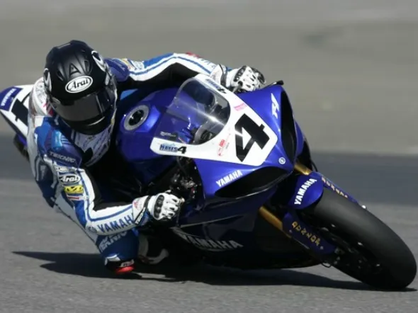 joshua hayes win race1 infineon 2009