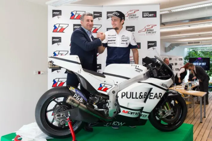 karel abraham aspar martinez 2017