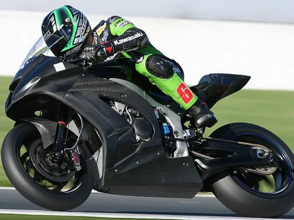 kawasaki ninja test magnycours 2