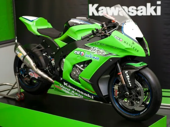 kawasaki ninja zx10r launch 1