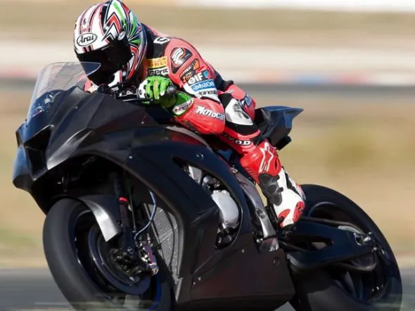 kawasaki test valencia fujiwara