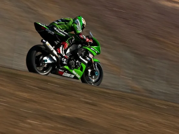 kawasaki wsbk 2009 action