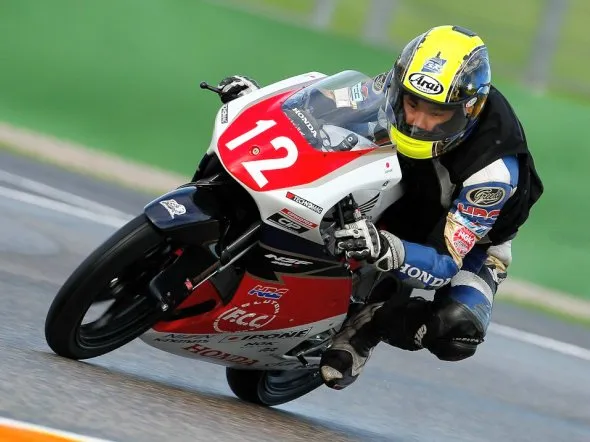 kenta fuji test moto3 valencia 2011