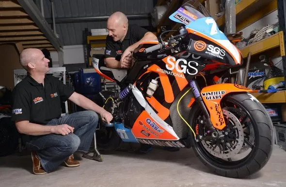 kmr kawasaki supertwins 2014