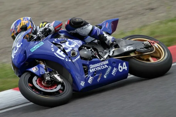 kousuke akiyoshi 2010 pole suzuka jsb