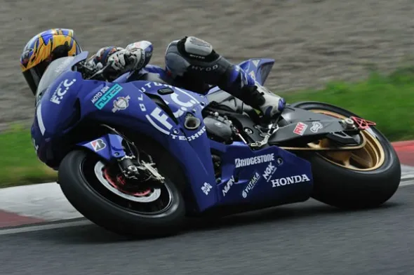 kousuke akiyoshi test suzuka 8hours