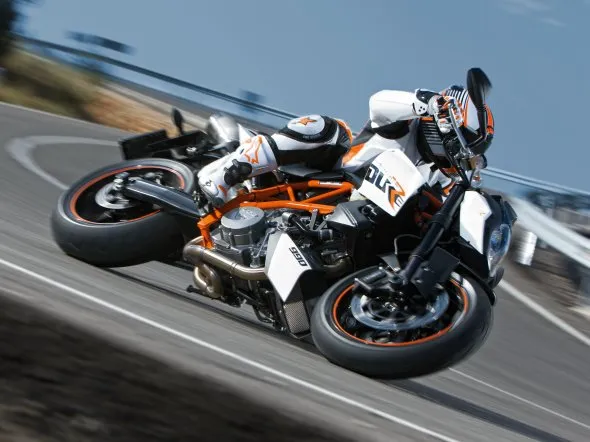 ktm 990 super duke r 2012 2
