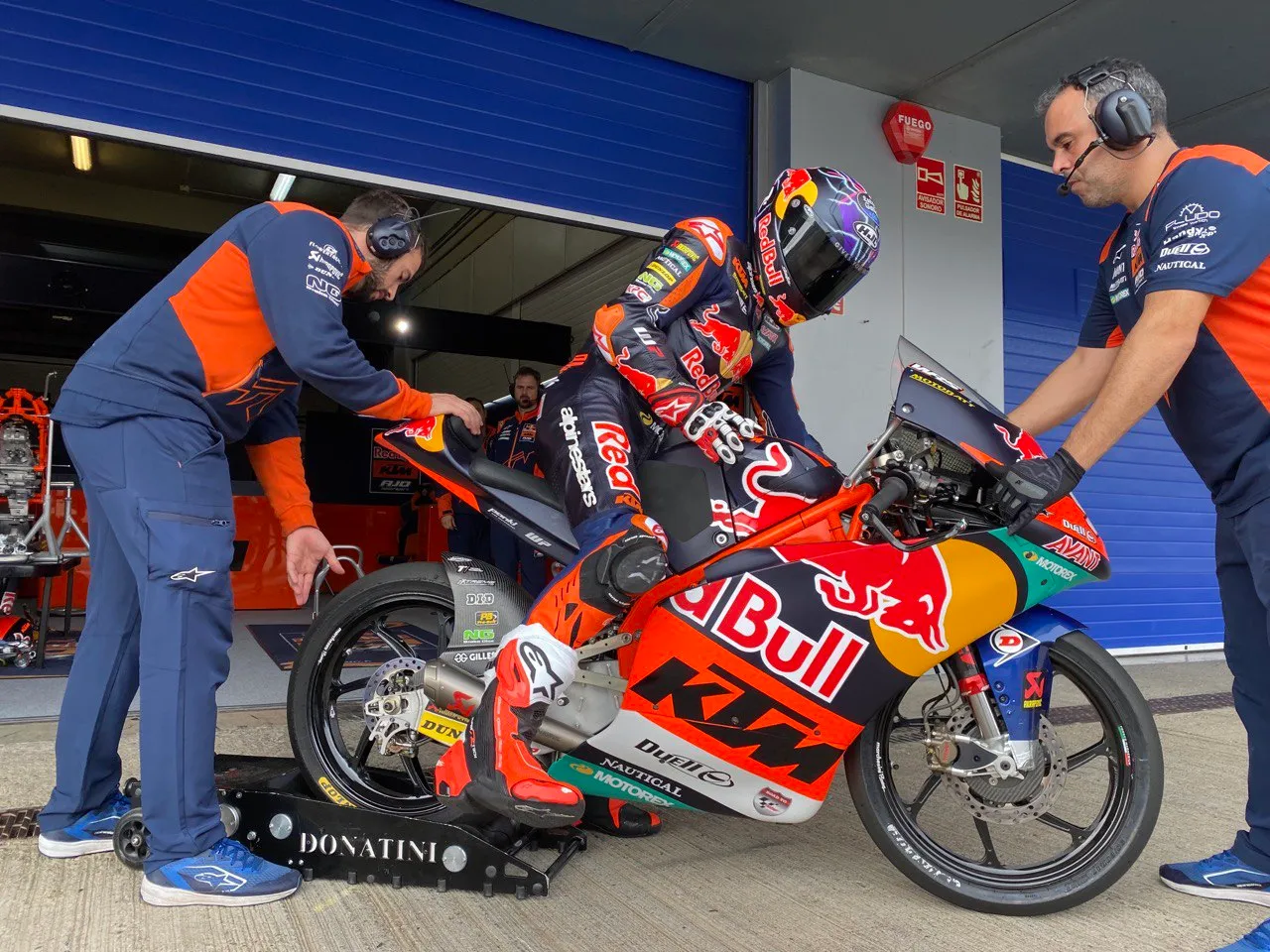 ktm ajo test jerez moto2 moto3