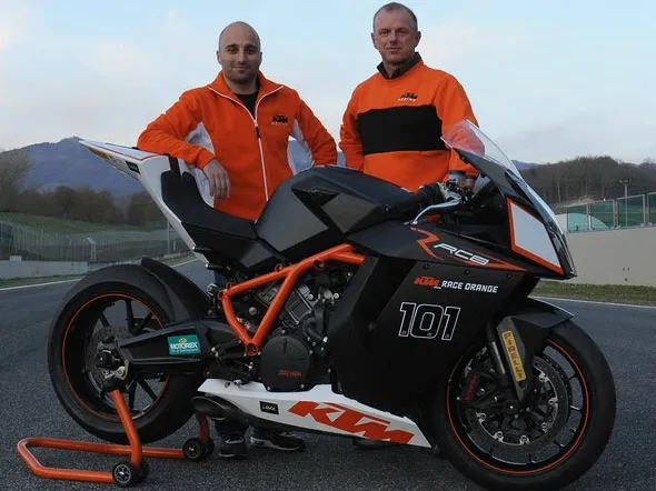 ktm lorenzo lanzi stefano caracchi