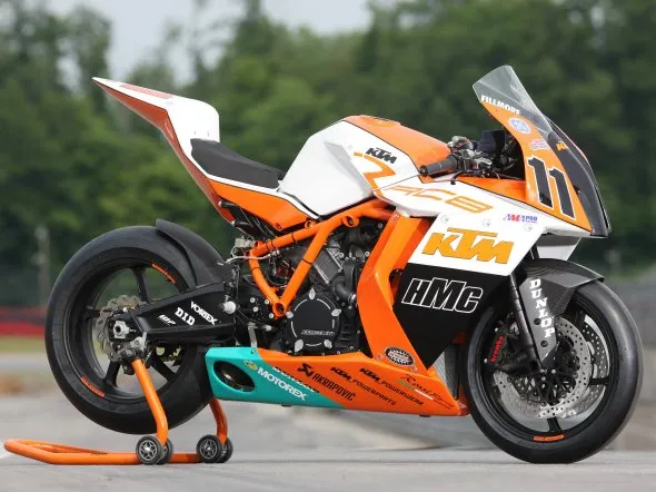 ktm rc8r ama sbk